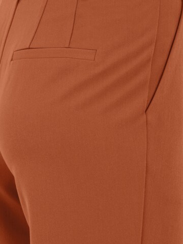 Y.A.S Tall Regular Pleat-Front Pants 'NOELLE' in Brown