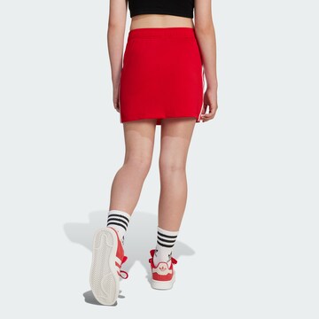 raudona ADIDAS ORIGINALS Sijonas 'Firebird'