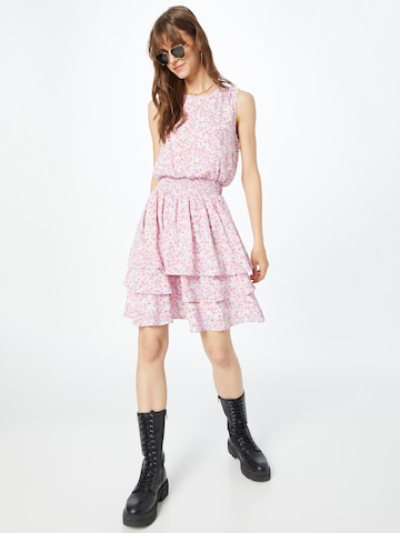 SISTERS POINT - Vestido 'NICOLINE' en rosa