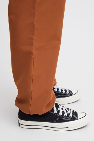 Wide leg Pantaloni 'Kecia' di ICHI in marrone