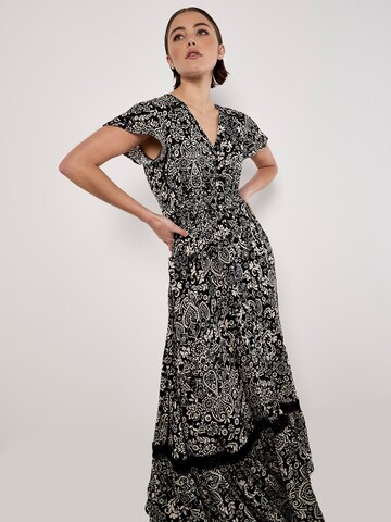 Apricot Paisley Print Maxi Dress ' ' in Schwarz
