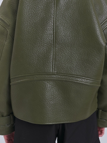 AEMMI - Chaqueta de entretiempo en verde
