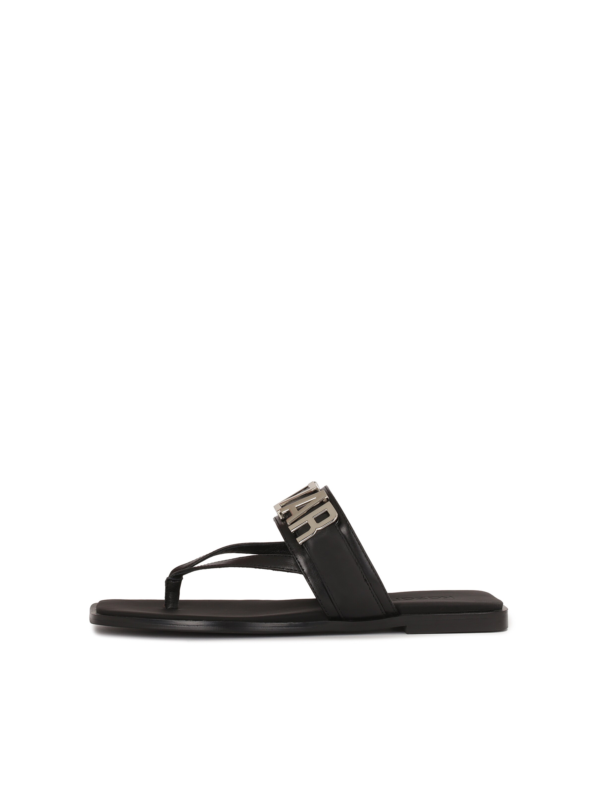 Kazar Mule in Black: front