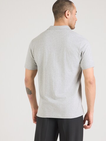 Pepe Jeans - Camiseta en gris: atrás