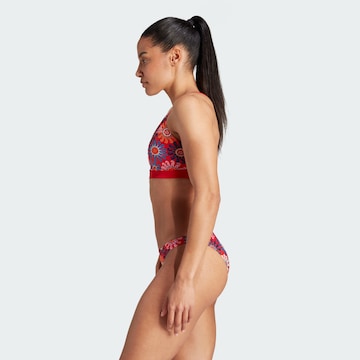ADIDAS SPORTSWEAR - Bustier Bikini deportivo 'Farm Rio' en rojo