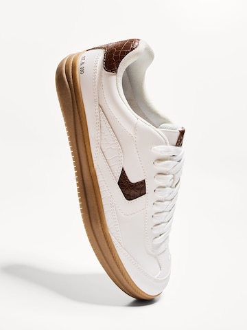 Bershka Platform trainers in White