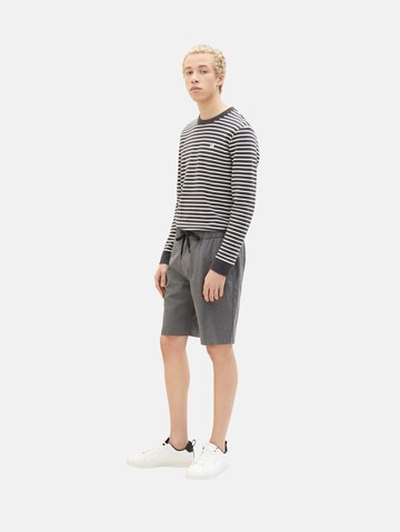 TOM TAILOR DENIM Loosefit Shorts in Grau