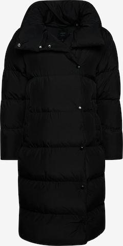 Superdry Winter Coat in Black: front