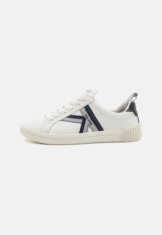 Baskets basses Kate Spade en blanc : devant