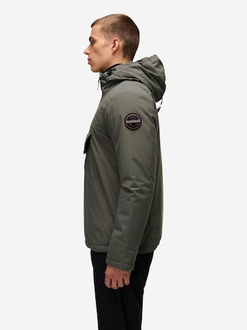 Parka invernale 'RAINFOREST WINTER 3 NP0A4GMC' di NAPAPIJRI in verde