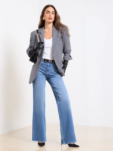 Lipsy Regular Jeans in Blue