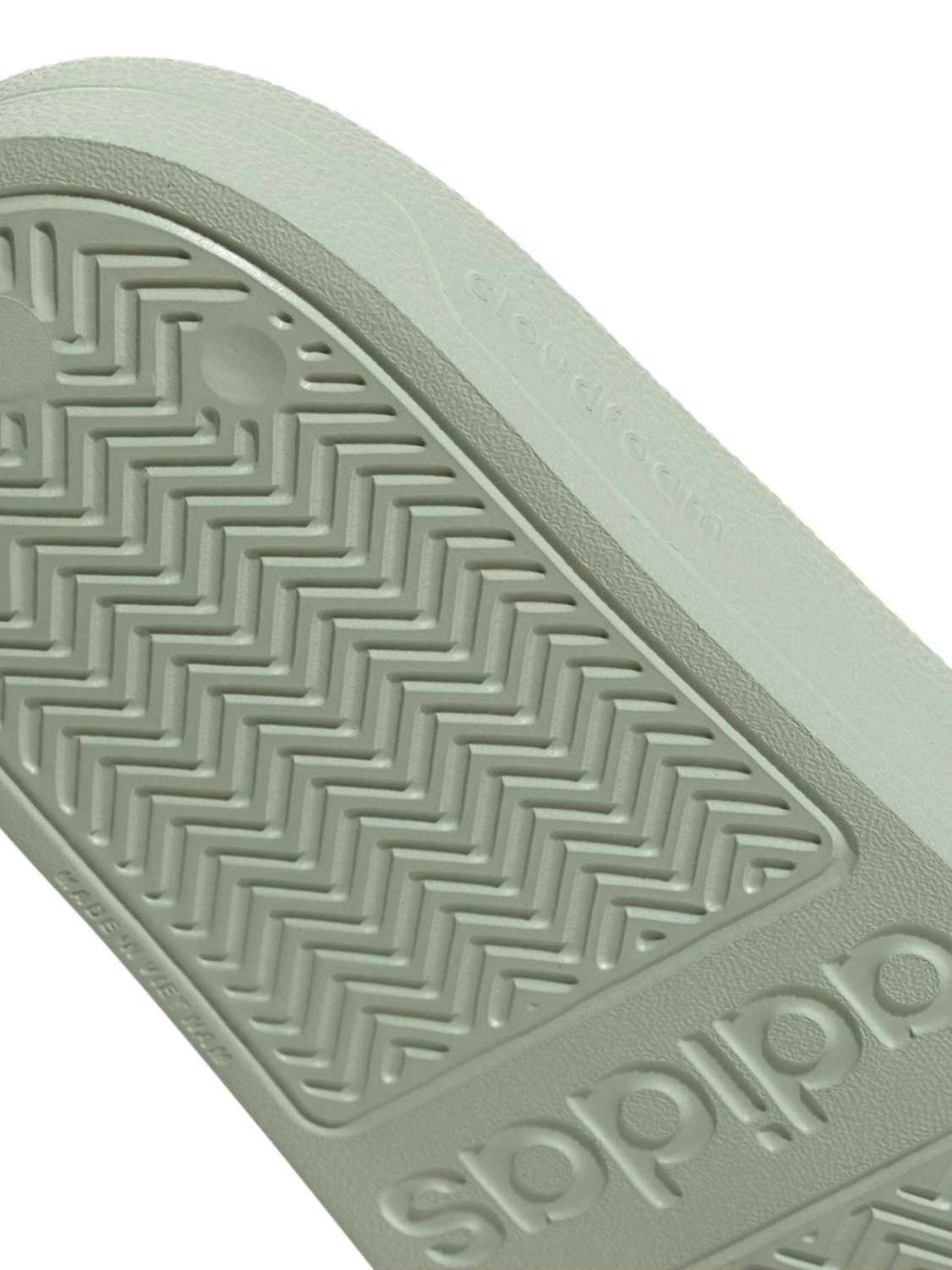 ADIDAS SPORTSWEAR Šľapky 'Adilette Shower' - Zelená