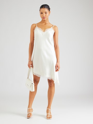 ONLY Šaty 'ONLBella' – bílá