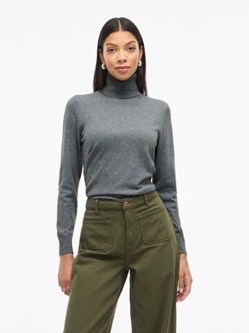 Pull-over VILA en gris : devant