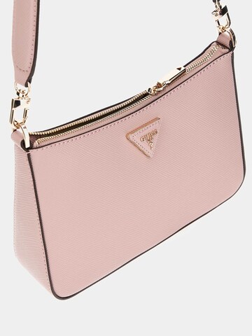 GUESS Schultertasche 'Jazlynn' in Pink