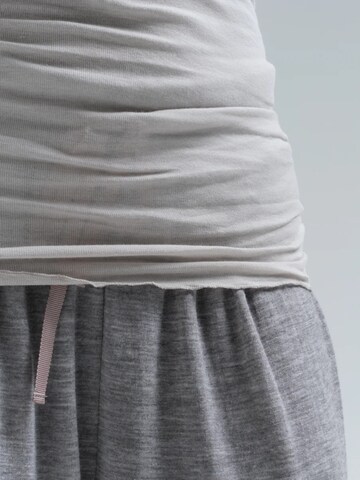 Seamless Basic Top in Grey