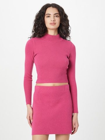 Pull-over NU-IN en rose : devant