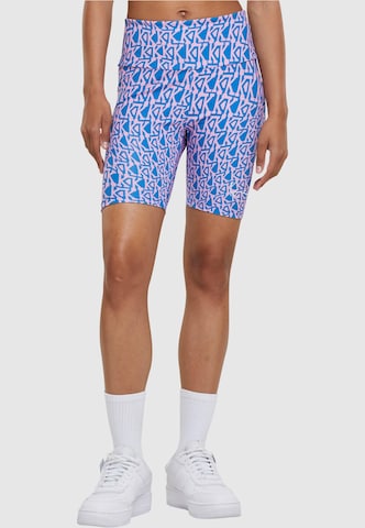 Karl Kani Skinny Shorts in Blau: predná strana