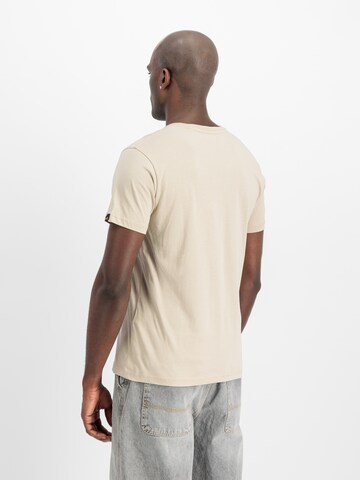 ALPHA INDUSTRIES T-shirt i beige