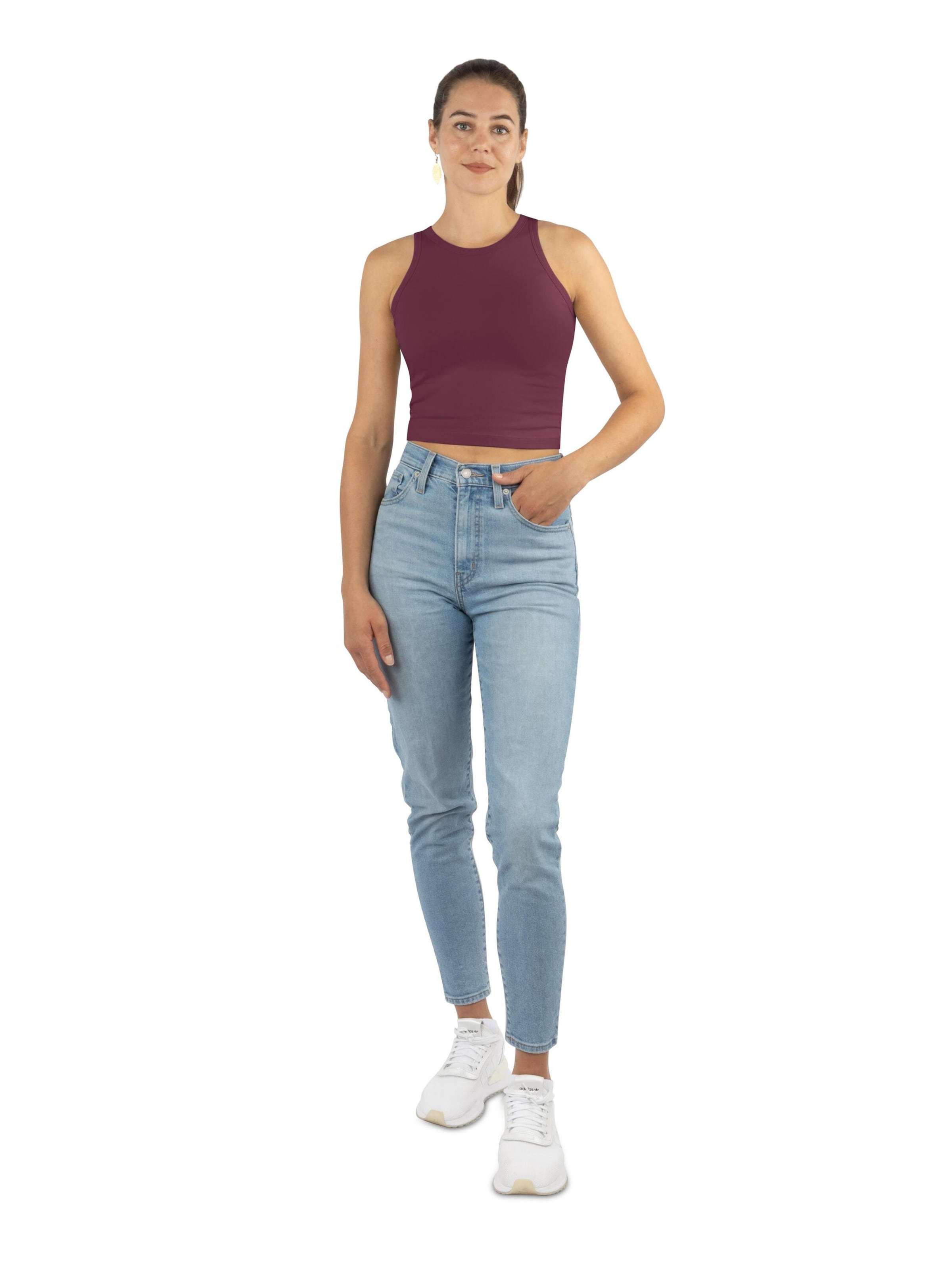 Top 'Niah' di Janice in rosso
