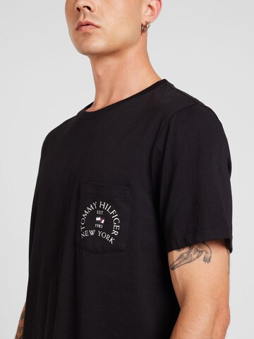 TOMMY HILFIGER T-Shirt in Schwarz