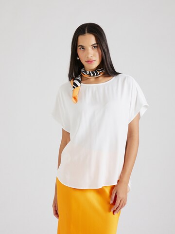 QS Blouse in Wit: voorkant