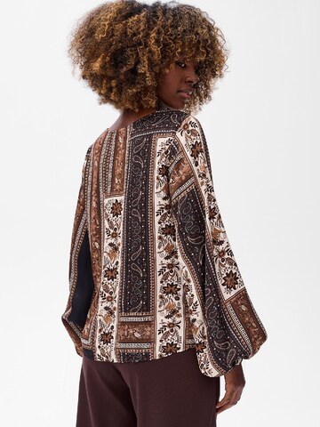 Blue Shadow Blouse in Brown