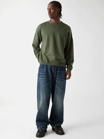 GUESS Sweater in Green