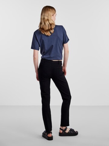 Skinny Pantalon chino PIECES en noir