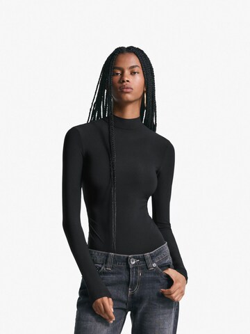 Bershka Koszula body w kolorze czarny: przód