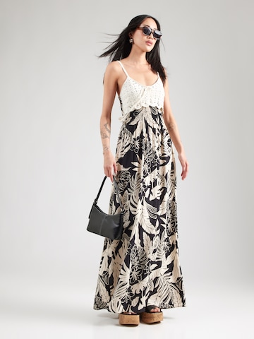 Hailys Dress 'Ka44ja' in Black: front