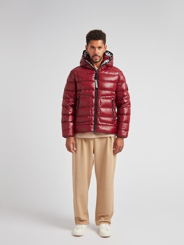 JACK1T Jacke ' R4D Tramline Puffer Racer Matt ' in Rot