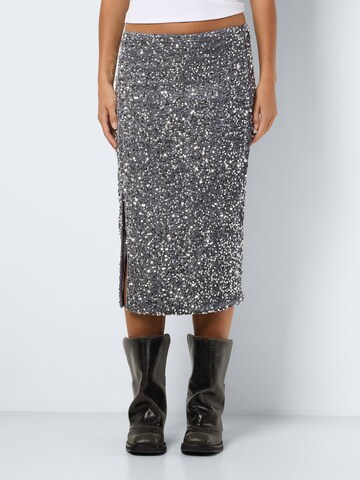 Noisy may Skirt 'NMMIA' in Silver: front