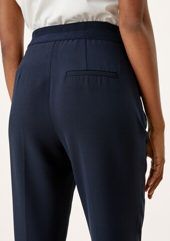s.Oliver BLACK LABEL Tapered Bügelfaltenhose 'Sue' in Blau