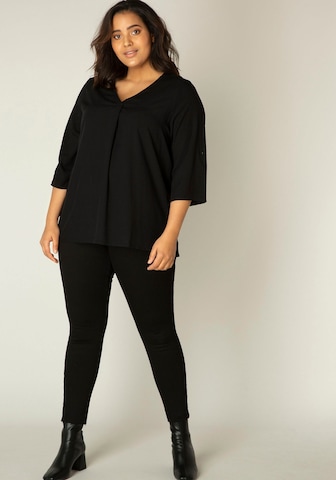 BASE LEVEL CURVY Blouse in Black