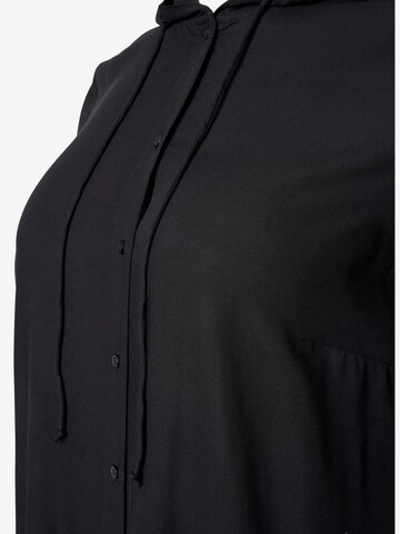 Robe-chemise 'Calilo' Zizzi en noir