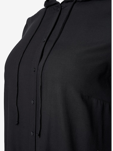 Zizzi - Vestidos camiseiros 'Calilo' em preto