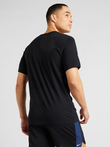 Tricou de la Nike Sportswear pe negru