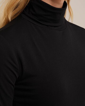 WE Fashion Pullover in Schwarz