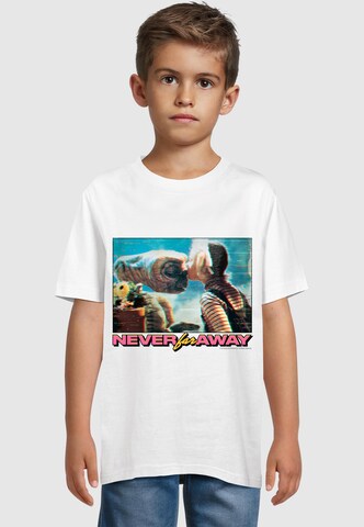 Merchcode Shirt 'E.T. - Never Far Away' in Weiß: Vorderseite