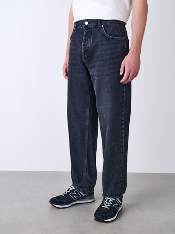Next Loose fit Jeans in Black: front