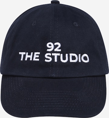 92 The Studio Cap in Blau