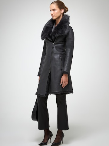 V S P Vinterfrakke 'Mylena' i grå