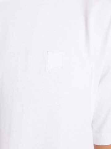 CHASIN' Shirt 'Expand' in Wit