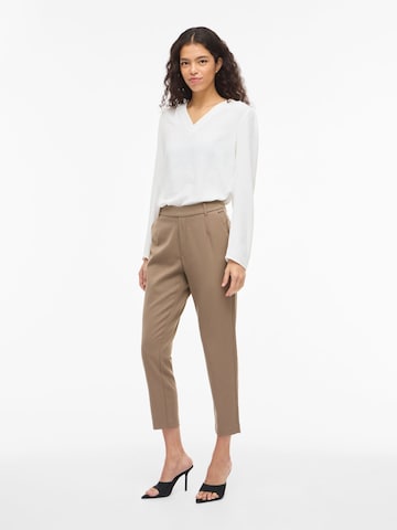 VILA - Slimfit Pantalón plisado 'VIVarone' en beige