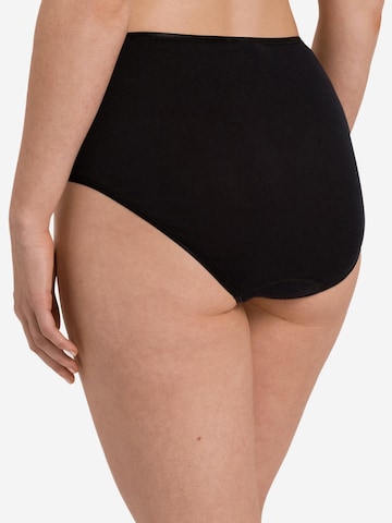 Hanro Panty 'Cotton Seamless' in Black