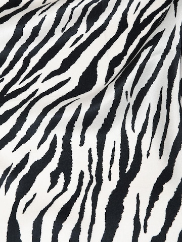 MayTree Scarf 'Seidentuch Zebra' in Black