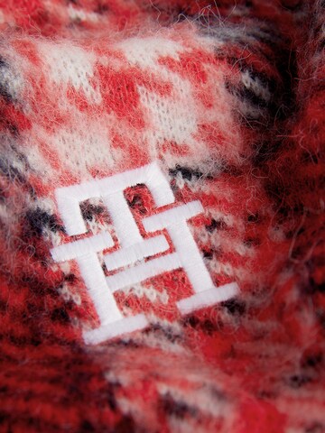 TOMMY HILFIGER Sweater in Red