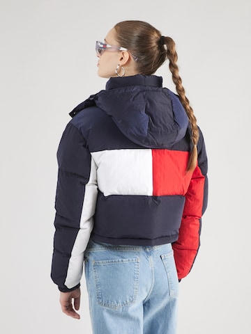 Tommy Jeans Zimska jakna 'Alaska' | modra barva