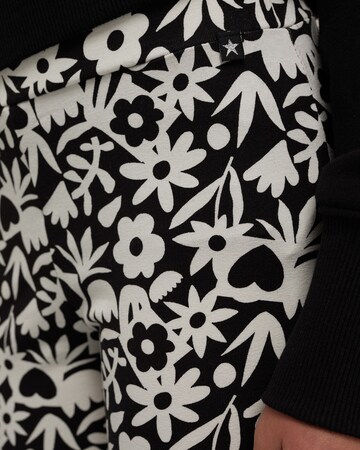 WE Fashion Skinny Leggings in Black